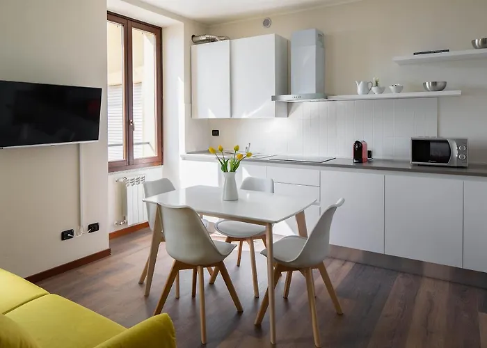 Brother's Como Lake * אקסריה