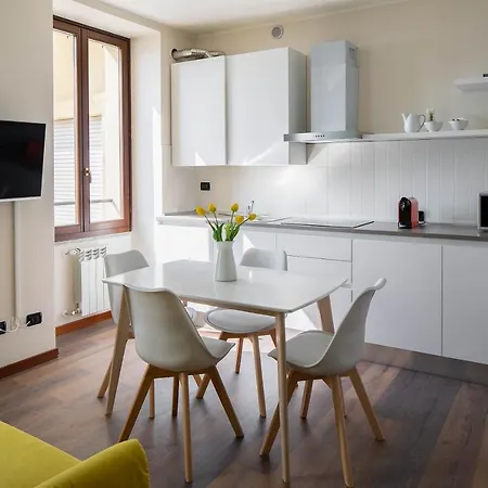 Brother's Como Lake * Acquaseria