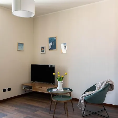 Brother's Como Lake Acquaseria