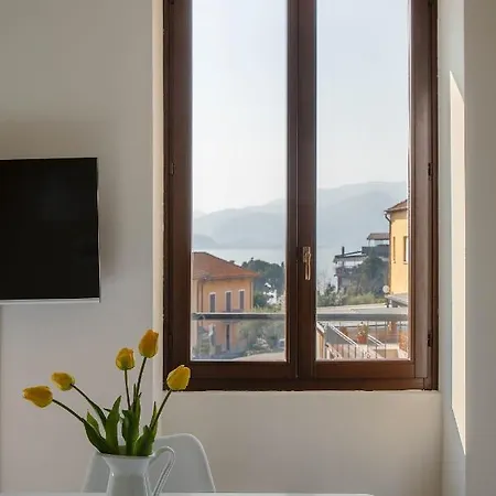 Brother's Como Lake Apartman