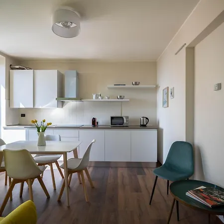 Brother's Como Lake *